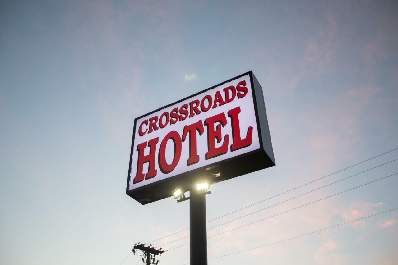 The Crossroads Hotel And Suites Irving Exterior foto